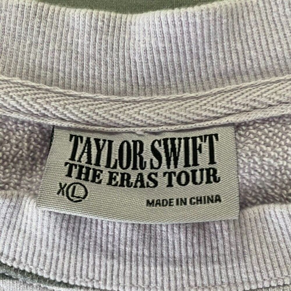 Taylor Swift The Eras Tour Sweatshirt Photo Collage Crewneck Oversized XL - Picture 3 of 11
